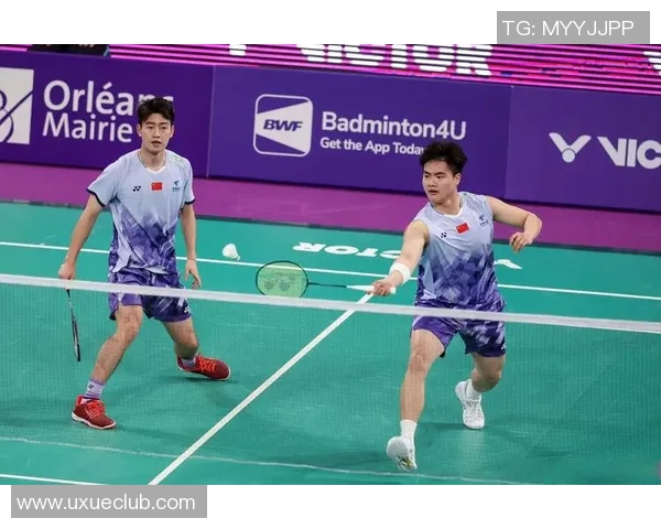 成都羽毛球队大师赛精彩配合分析与表现点评