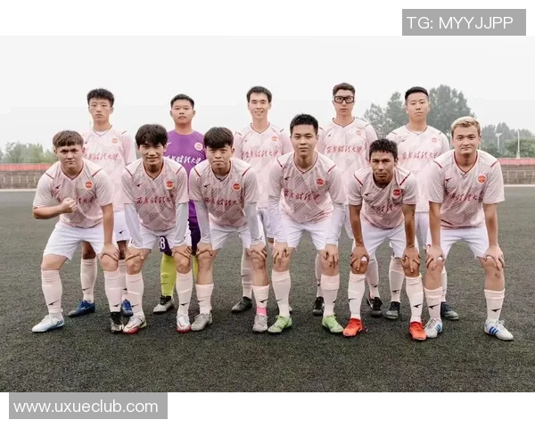 西安足球队包夹战术解析与球队未来发展展望